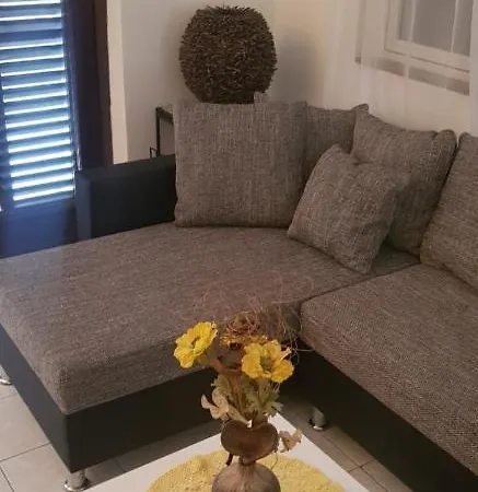 Petra Apartman Tribalj