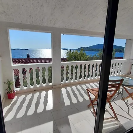Apartament Petra Tribalj