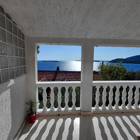 Petra Apartament *