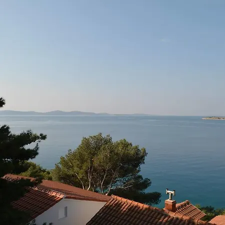 Petra * Tribunj (Sibenik-Knin)