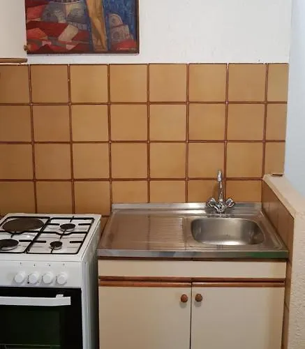 Petra * Tribunj (Sibenik-Knin)