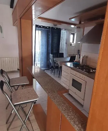 Petra Tribunj (Sibenik-Knin)