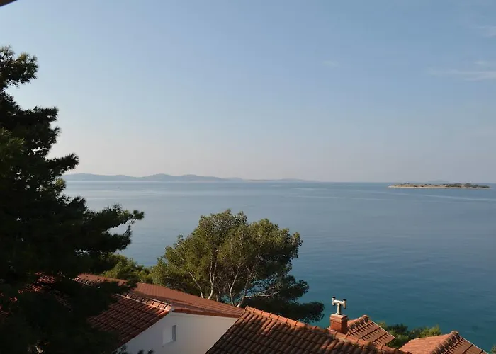 Petra * Tribunj (Sibenik-Knin)